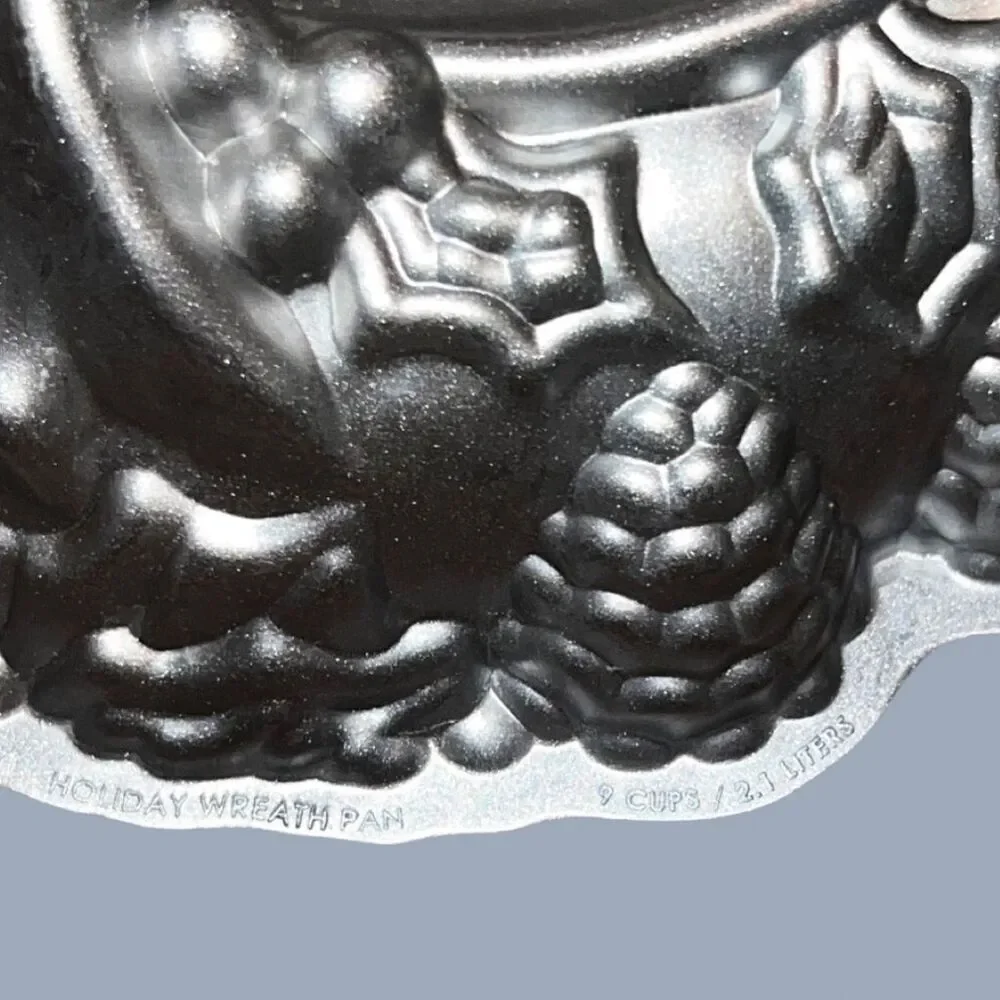 Nordic Ware Holiday Wreath Silver Cake Pan